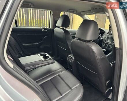 Серый Фольксваген Гольф, объемом двигателя 1.97 л и пробегом 227 тыс. км за 10900 $, фото 6 на Automoto.ua