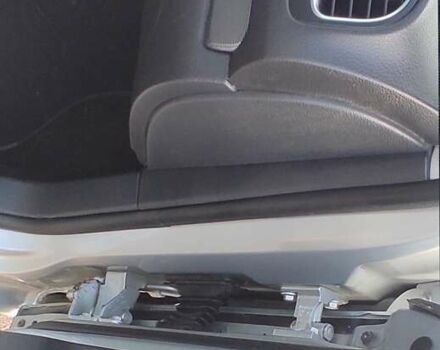 Серый Фольксваген Гольф, объемом двигателя 1.6 л и пробегом 257 тыс. км за 8000 $, фото 35 на Automoto.ua