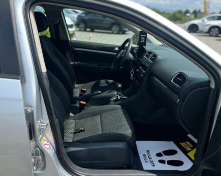 Серый Фольксваген Гольф, объемом двигателя 1.6 л и пробегом 333 тыс. км за 7500 $, фото 20 на Automoto.ua