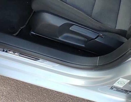 Серый Фольксваген Гольф, объемом двигателя 1.6 л и пробегом 257 тыс. км за 8000 $, фото 39 на Automoto.ua