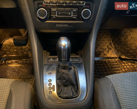 Серый Фольксваген Гольф, объемом двигателя 1.6 л и пробегом 240 тыс. км за 8350 $, фото 17 на Automoto.ua