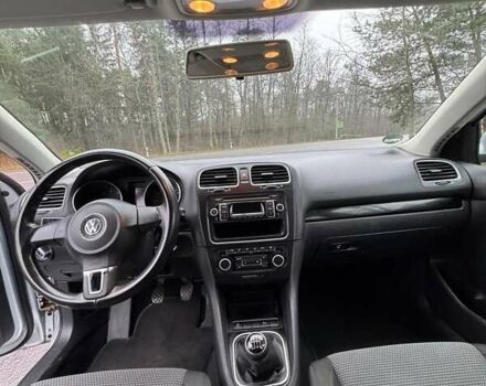 Серый Фольксваген Гольф, объемом двигателя 1.4 л и пробегом 198 тыс. км за 6300 $, фото 16 на Automoto.ua