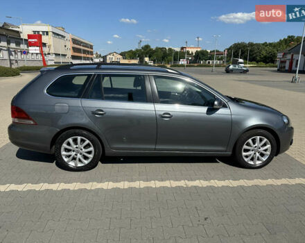 Серый Фольксваген Гольф, объемом двигателя 1.6 л и пробегом 234 тыс. км за 9500 $, фото 4 на Automoto.ua