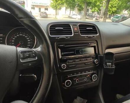 Серый Фольксваген Гольф, объемом двигателя 1.6 л и пробегом 257 тыс. км за 8000 $, фото 69 на Automoto.ua