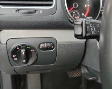 Серый Фольксваген Гольф, объемом двигателя 1.6 л и пробегом 280 тыс. км за 8200 $, фото 3 на Automoto.ua