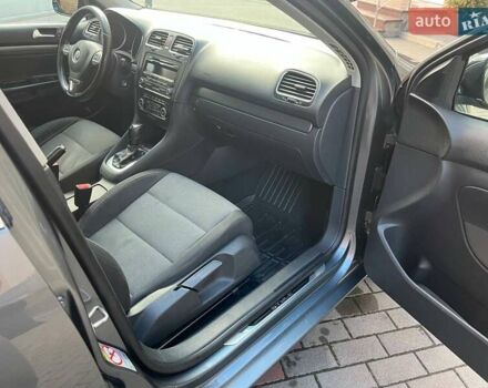 Серый Фольксваген Гольф, объемом двигателя 1.97 л и пробегом 302 тыс. км за 9000 $, фото 33 на Automoto.ua