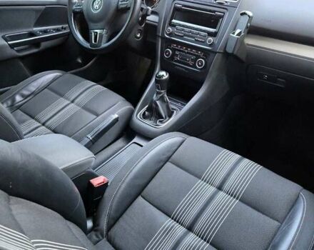 Сірий Фольксваген Гольф, об'ємом двигуна 1.39 л та пробігом 208 тис. км за 7999 $, фото 57 на Automoto.ua