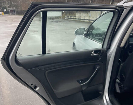 Сірий Фольксваген Гольф, об'ємом двигуна 1.6 л та пробігом 198 тис. км за 8200 $, фото 22 на Automoto.ua