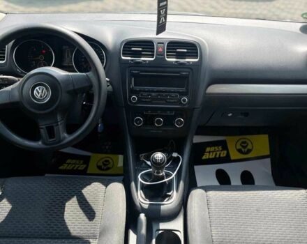Серый Фольксваген Гольф, объемом двигателя 1.6 л и пробегом 333 тыс. км за 7500 $, фото 17 на Automoto.ua