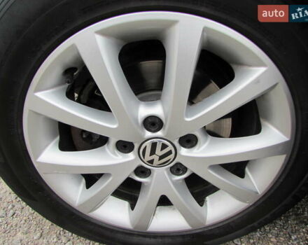 Серый Фольксваген Гольф, объемом двигателя 1.2 л и пробегом 200 тыс. км за 8400 $, фото 4 на Automoto.ua