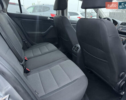 Сірий Фольксваген Гольф, об'ємом двигуна 1.6 л та пробігом 220 тис. км за 7950 $, фото 33 на Automoto.ua