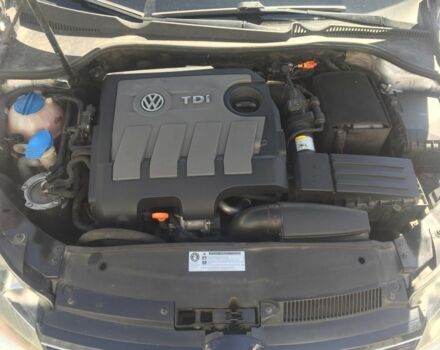 Серый Фольксваген Гольф, объемом двигателя 1.6 л и пробегом 260 тыс. км за 7800 $, фото 5 на Automoto.ua