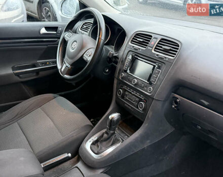 Серый Фольксваген Гольф, объемом двигателя 1.4 л и пробегом 188 тыс. км за 7950 $, фото 5 на Automoto.ua