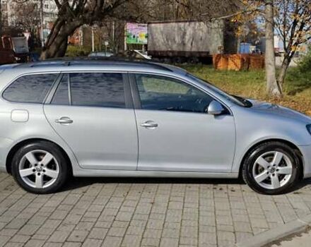 Сірий Фольксваген Гольф, об'ємом двигуна 1.6 л та пробігом 274 тис. км за 7800 $, фото 1 на Automoto.ua