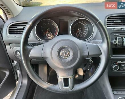 Серый Фольксваген Гольф, объемом двигателя 1.4 л и пробегом 202 тыс. км за 7800 $, фото 22 на Automoto.ua