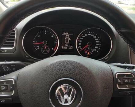 Серый Фольксваген Гольф, объемом двигателя 1.6 л и пробегом 257 тыс. км за 8000 $, фото 67 на Automoto.ua