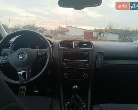 Серый Фольксваген Гольф, объемом двигателя 1.97 л и пробегом 225 тыс. км за 8400 $, фото 26 на Automoto.ua