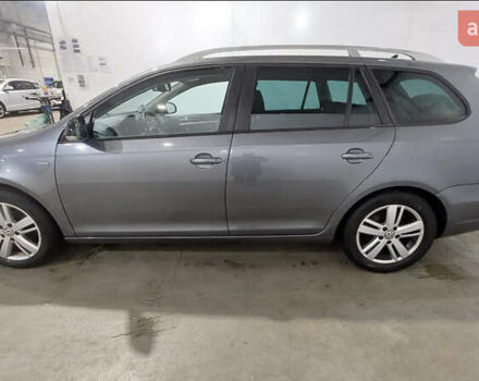 Серый Фольксваген Гольф, объемом двигателя 1.4 л и пробегом 217 тыс. км за 8000 $, фото 1 на Automoto.ua