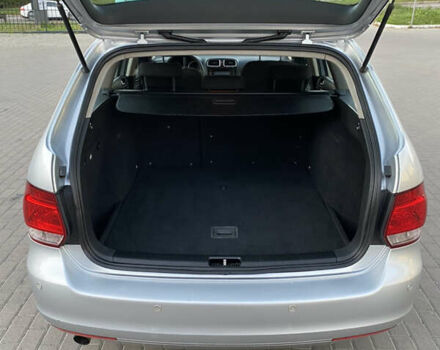 Серый Фольксваген Гольф, объемом двигателя 1.6 л и пробегом 198 тыс. км за 8200 $, фото 12 на Automoto.ua