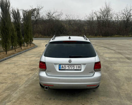 Серый Фольксваген Гольф, объемом двигателя 1.6 л и пробегом 263 тыс. км за 7200 $, фото 2 на Automoto.ua