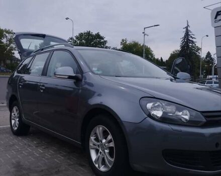 Серый Фольксваген Гольф, объемом двигателя 1.6 л и пробегом 247 тыс. км за 8500 $, фото 5 на Automoto.ua
