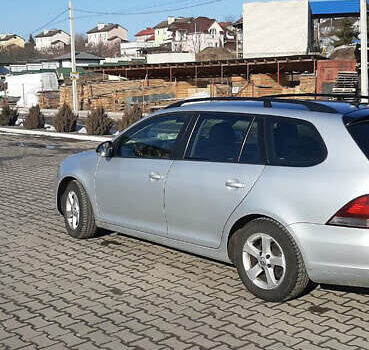 Серый Фольксваген Гольф, объемом двигателя 1.6 л и пробегом 230 тыс. км за 8500 $, фото 5 на Automoto.ua