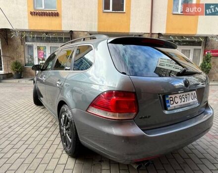 Серый Фольксваген Гольф, объемом двигателя 1.97 л и пробегом 300 тыс. км за 9200 $, фото 4 на Automoto.ua