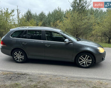 Фольксваген Гольф 2012 у Луцьку на Automoto.ua Сірий Фольксваген Гольф, об'ємом двигуна 1.6 л та пробігом 282 тис. км за 8999 $, фото 1 на Automoto.ua