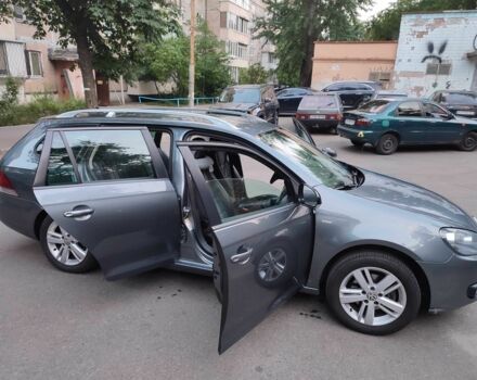 Сірий Фольксваген Гольф, об'ємом двигуна 1.6 л та пробігом 251 тис. км за 8350 $, фото 4 на Automoto.ua