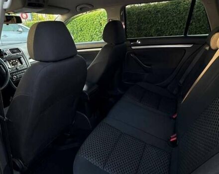 Серый Фольксваген Гольф, объемом двигателя 1.6 л и пробегом 327 тыс. км за 7699 $, фото 19 на Automoto.ua