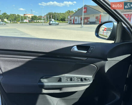 Серый Фольксваген Гольф, объемом двигателя 1.6 л и пробегом 234 тыс. км за 9500 $, фото 17 на Automoto.ua