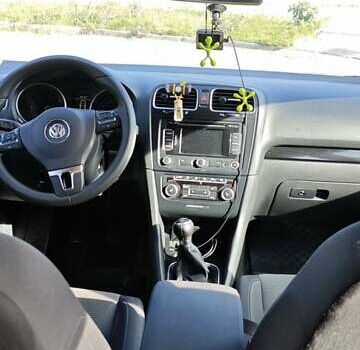 Сірий Фольксваген Гольф, об'ємом двигуна 1.6 л та пробігом 274 тис. км за 7800 $, фото 7 на Automoto.ua