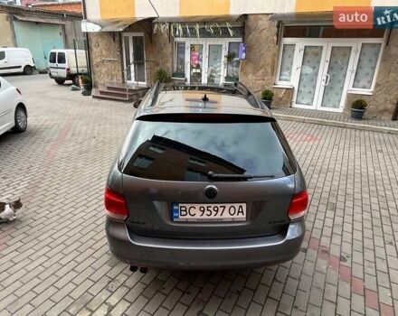 Серый Фольксваген Гольф, объемом двигателя 1.97 л и пробегом 302 тыс. км за 9000 $, фото 6 на Automoto.ua