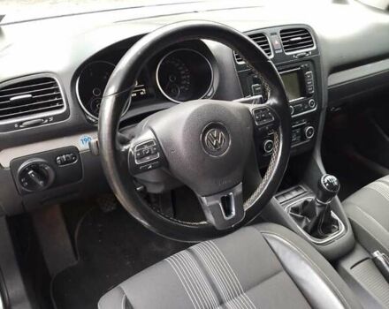 Серый Фольксваген Гольф, объемом двигателя 1.6 л и пробегом 225 тыс. км за 7900 $, фото 7 на Automoto.ua