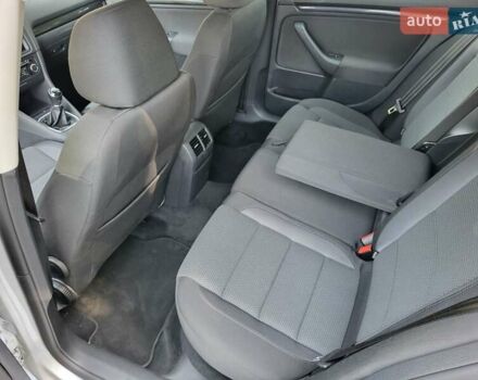 Серый Фольксваген Гольф, объемом двигателя 1.4 л и пробегом 202 тыс. км за 7800 $, фото 17 на Automoto.ua