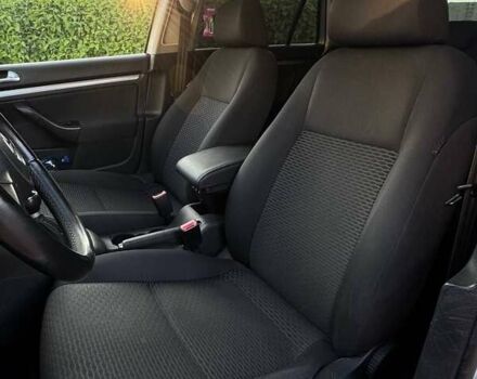 Серый Фольксваген Гольф, объемом двигателя 1.6 л и пробегом 327 тыс. км за 7699 $, фото 18 на Automoto.ua