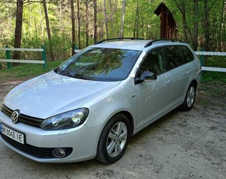 Серый Фольксваген Гольф, объемом двигателя 1.6 л и пробегом 233 тыс. км за 8800 $, фото 2 на Automoto.ua
