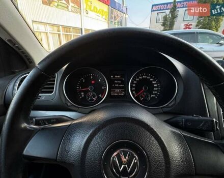 Серый Фольксваген Гольф, объемом двигателя 1.6 л и пробегом 327 тыс. км за 7699 $, фото 16 на Automoto.ua