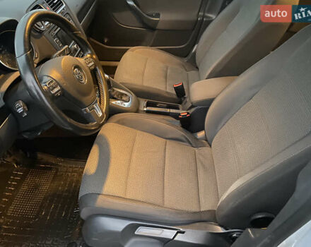 Серый Фольксваген Гольф, объемом двигателя 1.6 л и пробегом 240 тыс. км за 8350 $, фото 8 на Automoto.ua