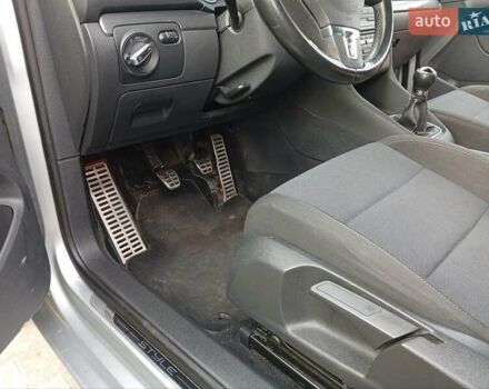 Серый Фольксваген Гольф, объемом двигателя 1.6 л и пробегом 271 тыс. км за 6999 $, фото 8 на Automoto.ua