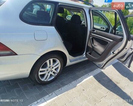 Сірий Фольксваген Гольф, об'ємом двигуна 1.6 л та пробігом 290 тис. км за 9000 $, фото 4 на Automoto.ua