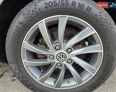 Серый Фольксваген Гольф, объемом двигателя 1.39 л и пробегом 266 тыс. км за 9000 $, фото 21 на Automoto.ua