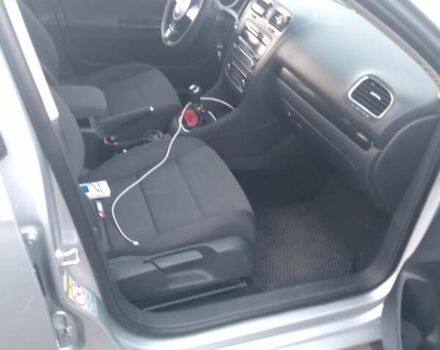 Серый Фольксваген Гольф, объемом двигателя 1.6 л и пробегом 326 тыс. км за 6850 $, фото 4 на Automoto.ua