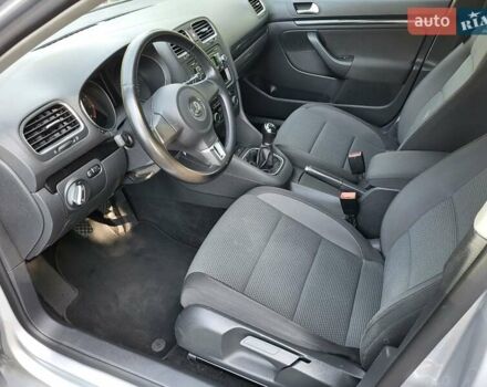 Серый Фольксваген Гольф, объемом двигателя 1.4 л и пробегом 202 тыс. км за 7800 $, фото 16 на Automoto.ua