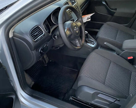 Серый Фольксваген Гольф, объемом двигателя 1.6 л и пробегом 198 тыс. км за 8200 $, фото 29 на Automoto.ua