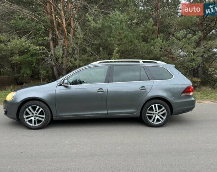 Фольксваген Гольф 2012 у Луцьку на Automoto.ua Сірий Фольксваген Гольф, об'ємом двигуна 1.6 л та пробігом 282 тис. км за 8999 $, фото 2 на Automoto.ua