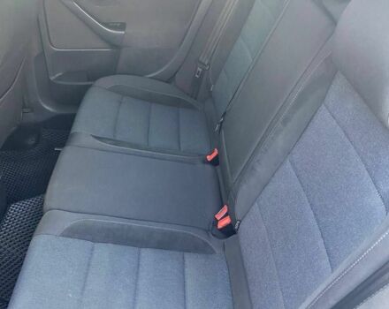 Серый Фольксваген Гольф, объемом двигателя 2 л и пробегом 246 тыс. км за 9500 $, фото 3 на Automoto.ua