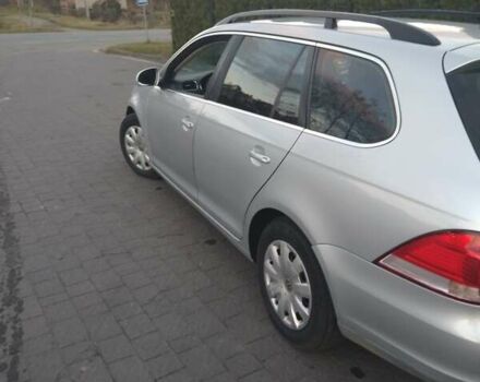 Серый Фольксваген Гольф, объемом двигателя 1.6 л и пробегом 326 тыс. км за 6850 $, фото 8 на Automoto.ua