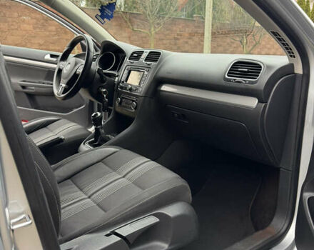 Серый Фольксваген Гольф, объемом двигателя 1.6 л и пробегом 221 тыс. км за 9450 $, фото 51 на Automoto.ua