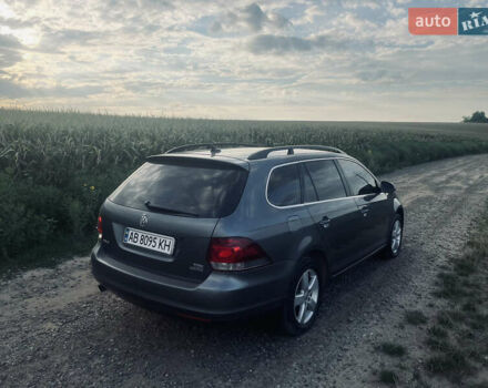 Серый Фольксваген Гольф, объемом двигателя 1.6 л и пробегом 209 тыс. км за 9900 $, фото 5 на Automoto.ua